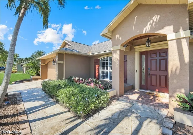 Homes for sale in Cape Coral, FL | 4312 Sw 25Th Pl, Cape Coral, FL 33914 | MLS# 226019883