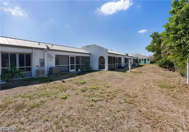 5th image of 4608 Se 4Th Pl, Cape Coral, FL 33904