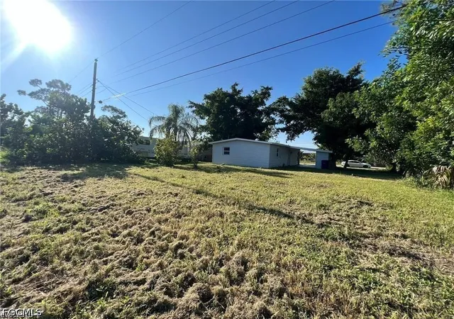 Photo 2 of Single family home for sale at 1109 Gifford Ave N, Lehigh Acres, FL 33936 | MLS# 2026022445 | Listing updated on 2026-09-24