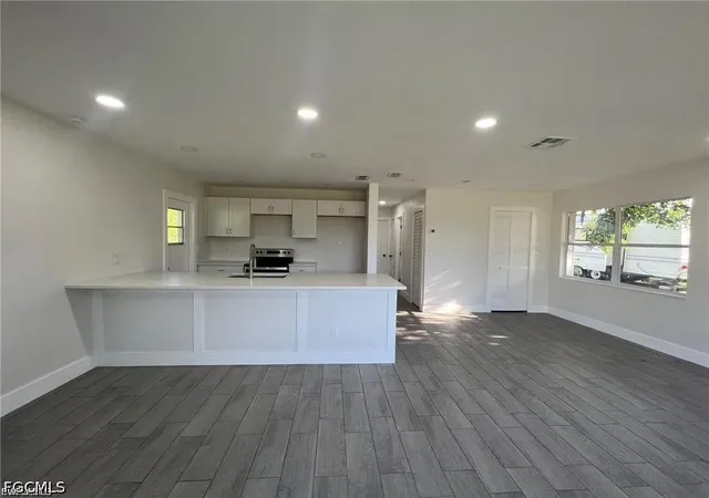 Photo 3 of Single family home for sale at 1109 Gifford Ave N, Lehigh Acres, FL 33936 | MLS# 2026022445 | Listing updated on 2026-09-24