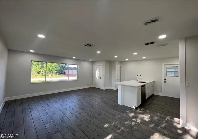 Photo 4 of Single family home for sale at 1109 Gifford Ave N, Lehigh Acres, FL 33936 | MLS# 2026022445 | Listing updated on 2026-09-24