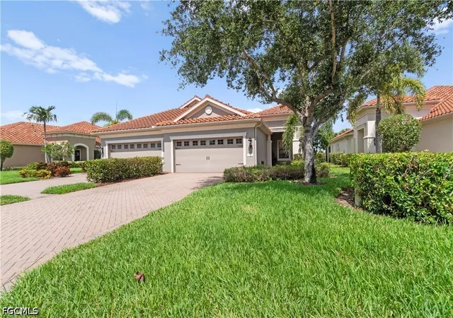 Photo 2 of Sale Pending at 4610 Waterscape Ln, Fort Myers, FL 33966 | MLS# 2026022455 | Listing updated on 2026-08-03