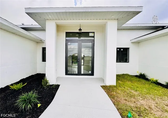 Photo 3 of Single family home for sale at 3424 Ne 21st Place, Cape Coral, FL 33909 | MLS# 2026022488 | Listing updated on 2026-05-18