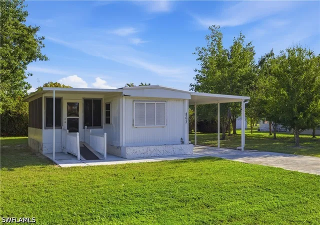 2nd image of 863 Manatee Rd, Naples, FL 34114 | MLS# 226020102