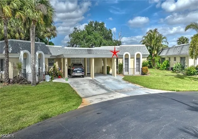 4th image of 9 Park Lane Cir, Lehigh Acres, FL 33936 | MLS# 2026022573