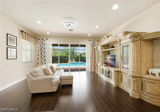 5th image of 10051 Mimosa Silk Dr, Fort Myers, FL 33913 | MLS# 226019993