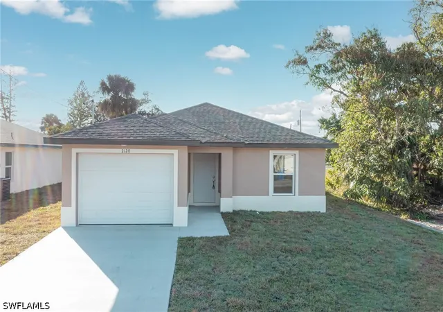 4th image of 2120 French St, Fort Myers, FL 33916 | MLS# 226019965