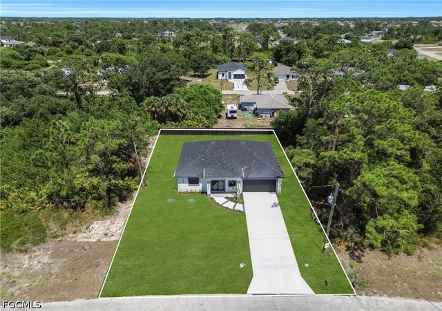 1st image of 5035 Spinnaker Rd, Labelle, FL 33935 | MLS# 2026022687