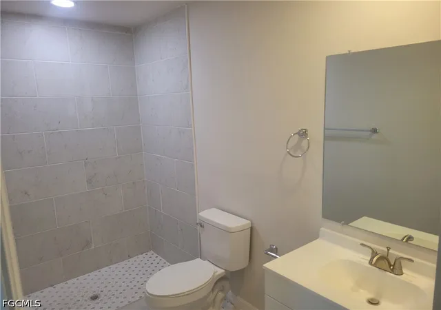 7th image of 217/219 Cape Coral Pkwy W, Cape Coral, FL 33914 | MLS# 2026022724