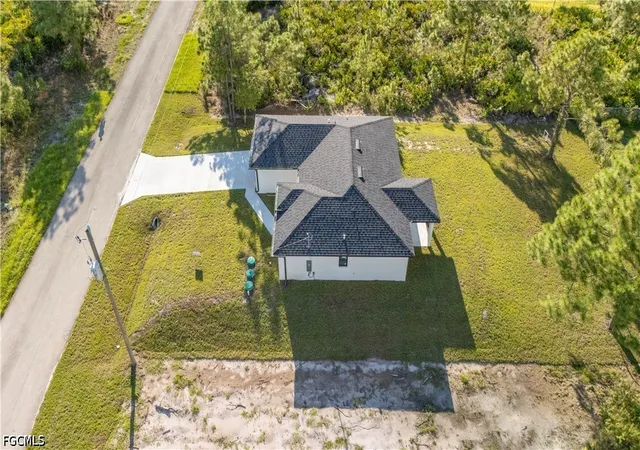 5th image of 2710 42Nd St W, Lehigh Acres, FL 33971 | MLS# 2026022740
