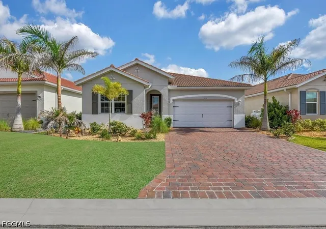 Photo 1 of Single family home for sale at 3824 Crosswater Dr, North Fort Myers, FL 33917 | MLS# 2026022808 | Listing updated on 2026-06-29