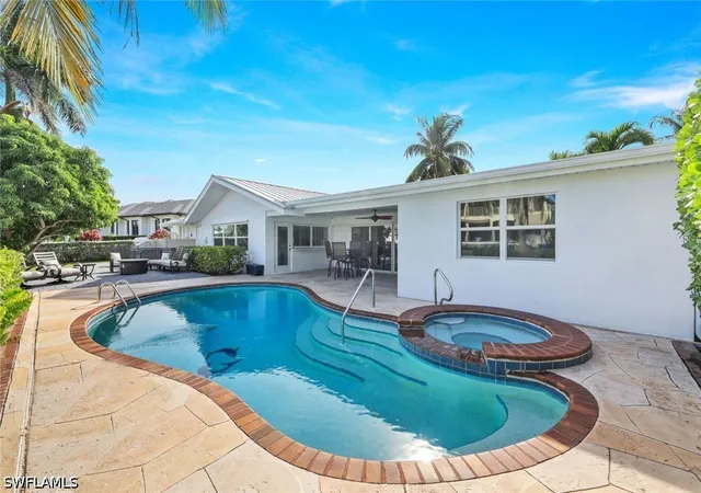 Homes for sale in Naples, FL | 1250 Tuna Ct, Naples, FL 34102 | MLS# 226020249