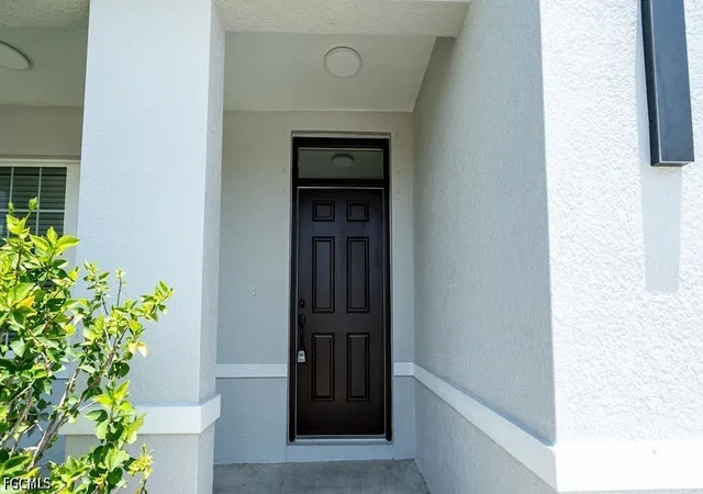 5th image of 509 Sw 27Th Ter, Cape Coral, FL 33914 | MLS# 2026022834