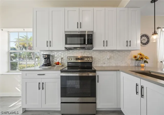 5th image of 3347 N Key Dr, North Fort Myers, FL 33903