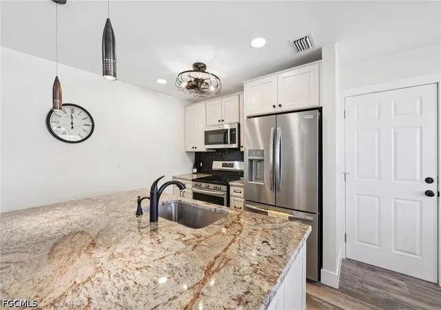 Photo 4 of Single family home for sale at 210 Hibiscus Dr, Fort Myers Beach, FL 33931 | MLS# 2026022898 | Listing updated on 2026-07-18