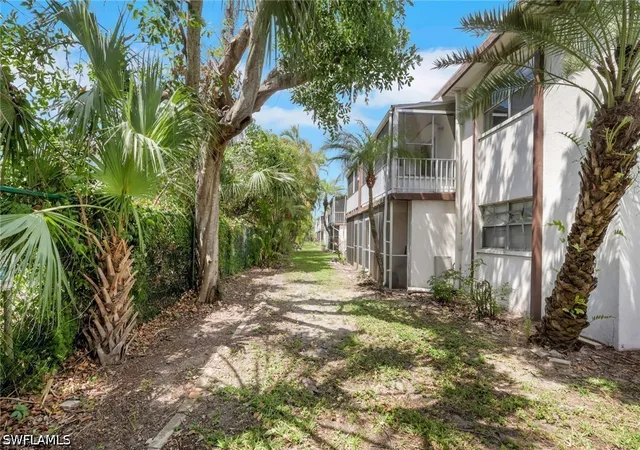 Homes for sale in Fort Myers, FL | 2828 Jackson St #C5, Fort Myers, FL 33901 | MLS# 226018542