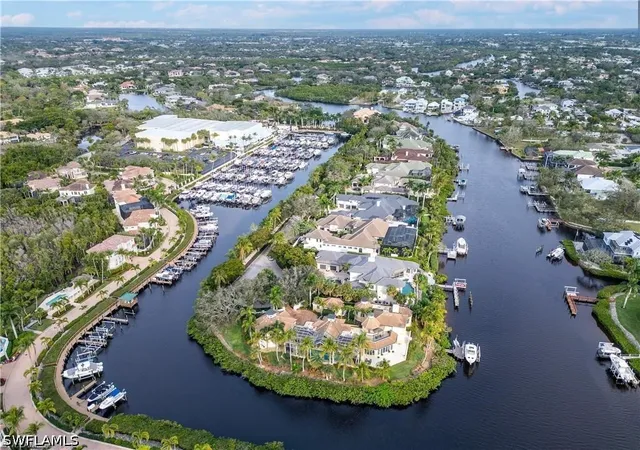 Homes for sale in Bonita Springs, FL | 26930 Wyndhurst Court, Bonita Springs, FL 34134 | Houzeo