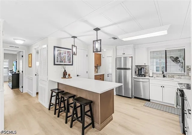 3rd image of 3019 Bowsprit Ln, Saint James City, FL 33956 | MLS# 2026022956