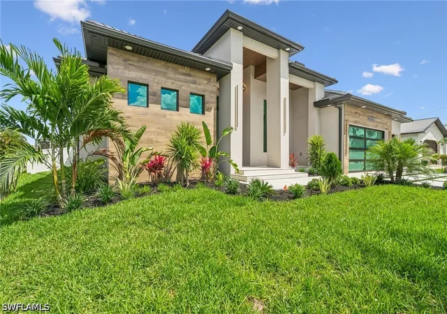 Photo 3 of Sale Pending at 2931 Sw 30th Street, Cape Coral, FL 33914 | MLS# 226020503 | Listing updated on 2026-07-01