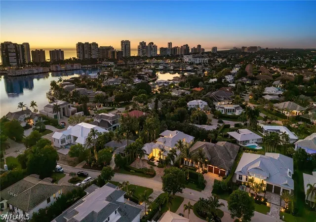 18th image of 615 Binnacle Dr, Naples, FL 34103 | MLS# 226019325
