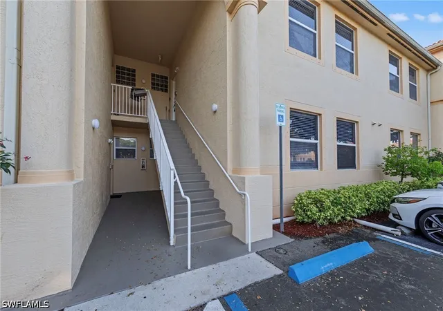 5th image of 4109 Bellasol Cir #1114, Fort Myers, FL 33916 | MLS# 226020220