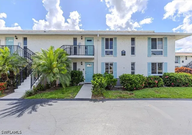 Homes for sale in Naples, FL | 215 Palm Dr #215-1, Naples, FL 34112 | MLS# 226020506