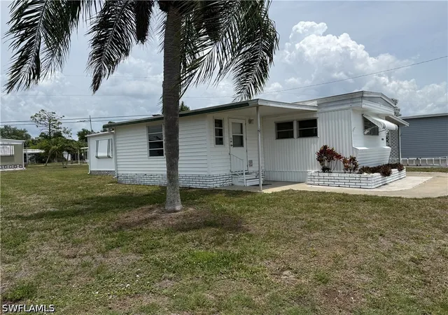 Photo 1 of Sale Pending at 26162 Kings Rd, Bonita Springs, FL 34135 | MLS# 226019075 | Listing updated on 2026-07-08