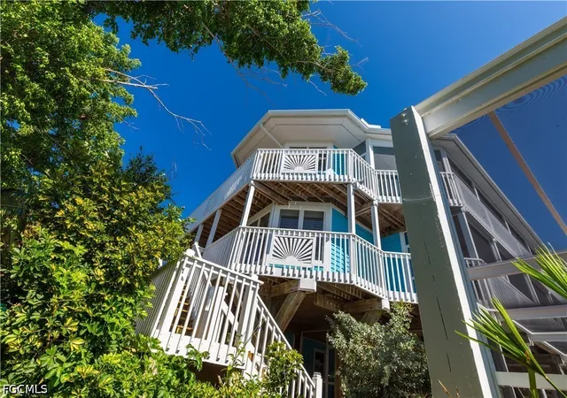 3rd image of 621 Rum Rd, Captiva, FL 33924 | MLS# 2026023102