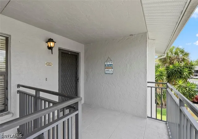 3rd image of 1208 Commonwealth Cir, Naples, FL 34116