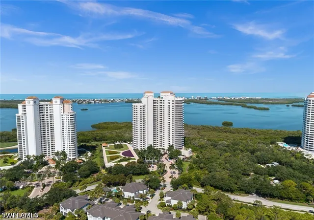Homes for sale in Bonita Springs, FL | 4851 Bonita Bay Boulevard, Bonita Springs, FL 34134 | Houzeo