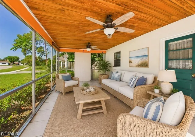 Photo 2 of Sale Pending at 3067 Buena Vista Ln, Naples, FL 34105 | MLS# 2026023154 | Listing updated on 2026-07-23