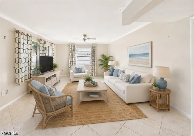 Photo 3 of Sale Pending at 3067 Buena Vista Ln, Naples, FL 34105 | MLS# 2026023154 | Listing updated on 2026-07-23