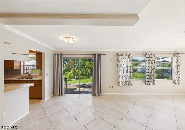 Photo 4 of Sale Pending at 3067 Buena Vista Ln, Naples, FL 34105 | MLS# 2026023154 | Listing updated on 2026-07-23