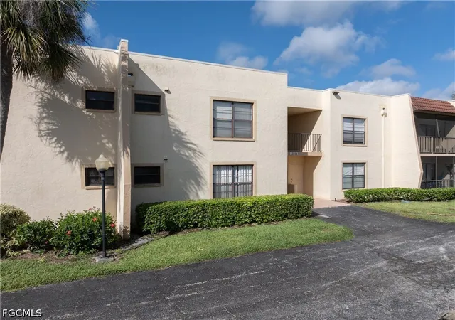 1st image of 12501 Mcgregor Blvd, Fort Myers, FL 33919
