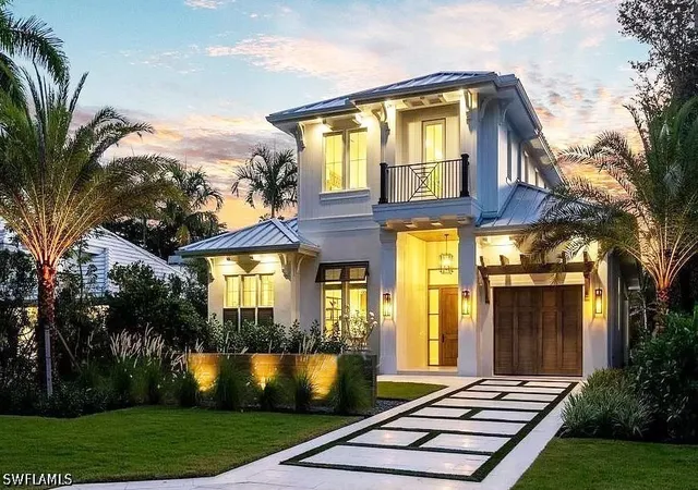 4th image of 750 Myrtle Ter, Naples, FL 34103 | MLS# 226012951