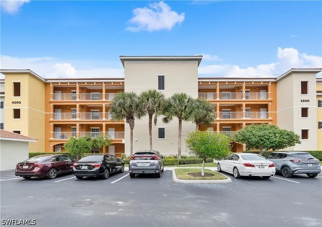 Homes for sale in Naples, FL | 4500 Botanical Pl Cir #404, Naples, FL 34112 | MLS# 226020695