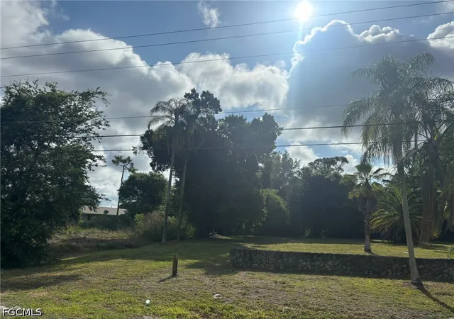 2nd image of 2948 Garden St, North Fort Myers, FL 33917 | MLS# 2026023299