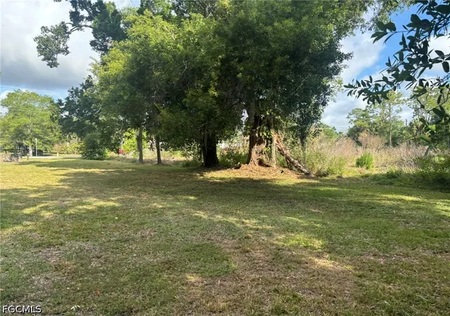 5th image of 2948 Garden St, North Fort Myers, FL 33917 | MLS# 2026023299