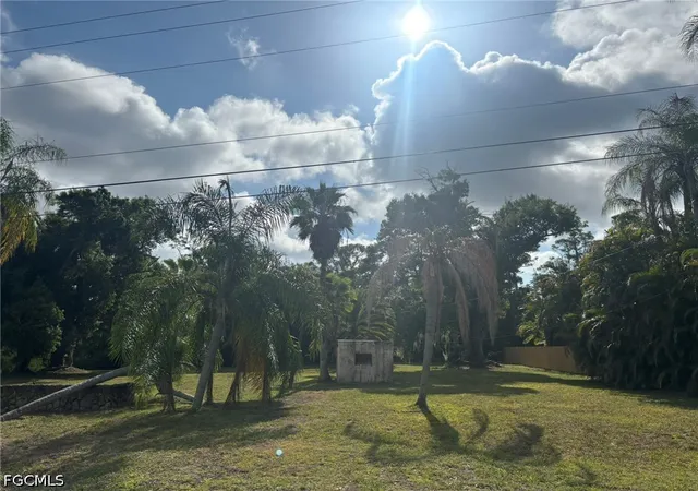 8th image of 2948 Garden St, North Fort Myers, FL 33917 | MLS# 2026023299