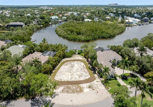 2nd image of 27311 Oak Knoll Dr, Bonita Springs, FL 34134 | MLS# 226020796