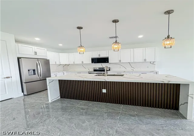 Homes for sale in Lehigh Acres, FL | 3900 25Th St Sw, Lehigh Acres, FL 33976 | MLS# 226020809