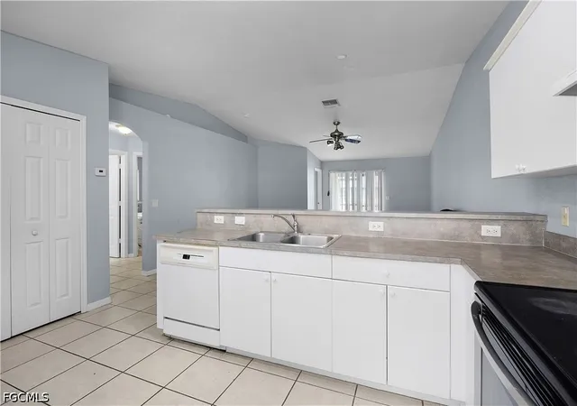 Photo 4 of Sale Pending at 524 NE 24th Place, Cape Coral, FL 33909 | MLS# 2026023368 | Listing updated on 2026-07-04