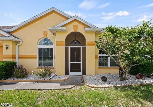 2nd image of 1520 Honor Ct, Lehigh Acres, FL 33971 | MLS# 2026023375