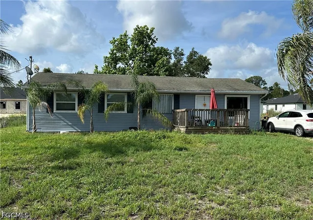 Homes for sale in Lehigh Acres, FL | 3605 40th St Sw, Lehigh Acres, FL 33976 | MLS# 2026023419