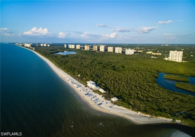 Homes for sale in Naples, FL | 7225 Pelican Bay Boulevard, Naples, FL 34108 | Houzeo