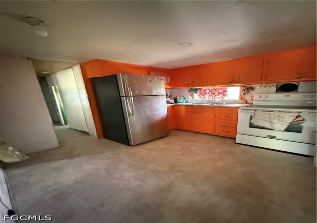 4th image of 11225 Torchfire Trl, Bonita Springs, FL 34135 | MLS# 2026023506