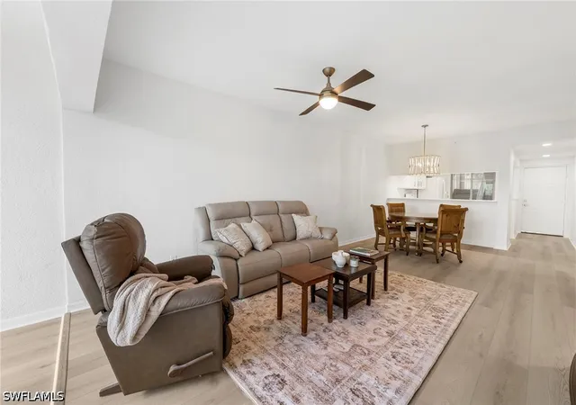 Homes for sale in Estero, FL | 20131 Ian Ct, Estero, FL 33928