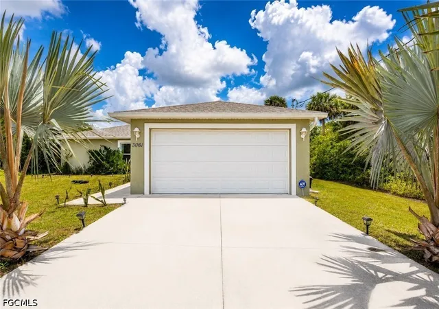Photo 2 of Single family home for sale at 3061 Nw Beechwood Cir, Labelle, FL 33935 | MLS# 2026023572 | Listing updated on 2026-07-01