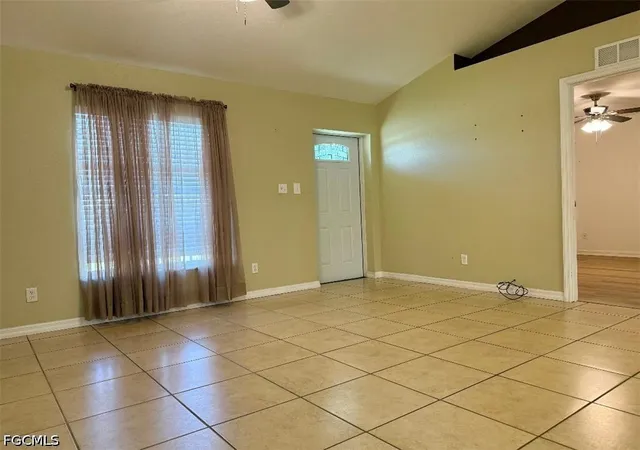 3rd image of 540 Orchard Park Dr, Clewiston, FL 33440 | MLS# 2026023577