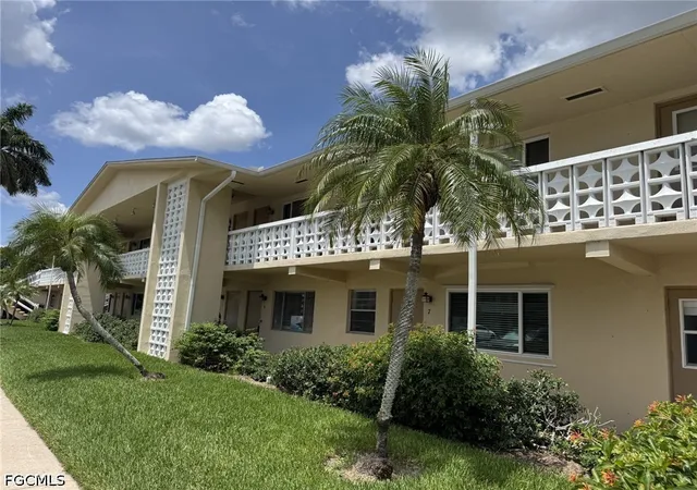 Photo 1 of Sale Pending at 13151 Kings Point Dr #7A, Fort Myers, FL 33919 | MLS# 2026023615 | Listing updated on 2026-09-28